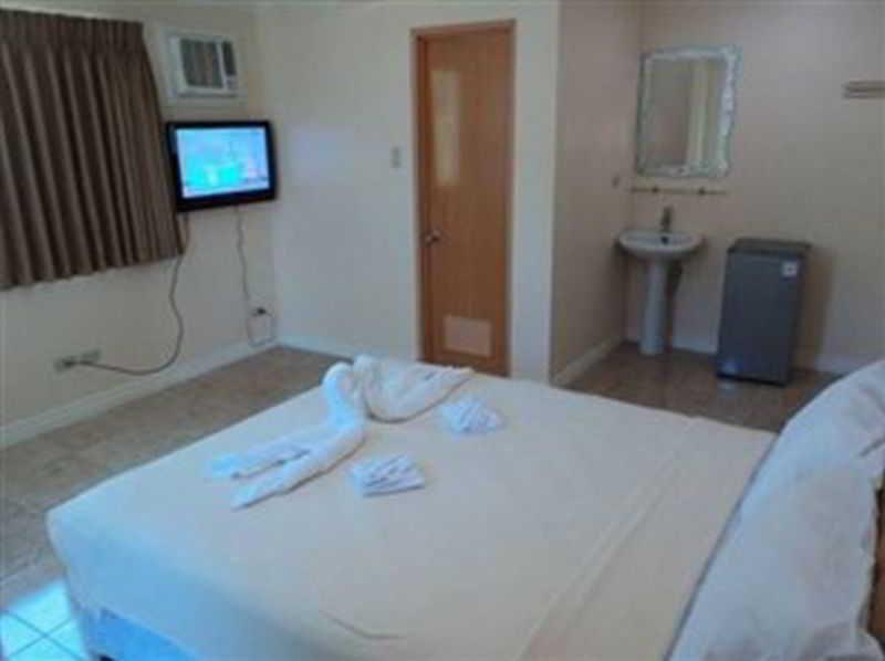 Avana Hills Boracay Liltime Deluxe Bed & Breakfast 3*