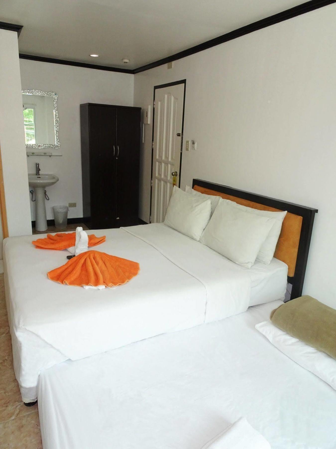 Avana Hills Boracay Liltime Deluxe 3* Balabag (Boracay)